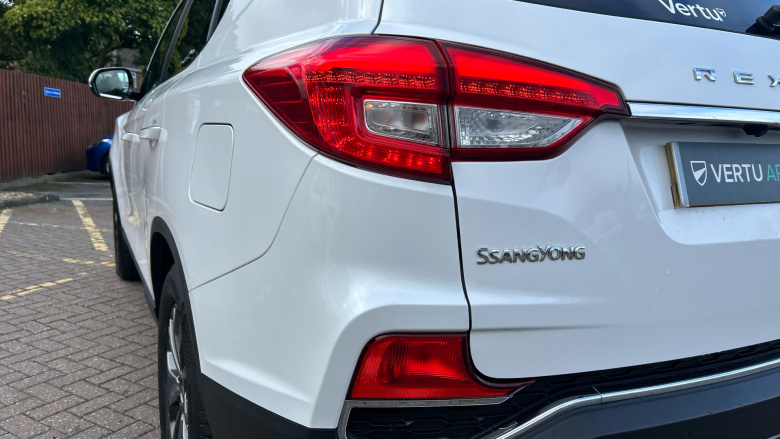 Ssangyong Rexton 2.2 Ice 5dr Auto Diesel Estate